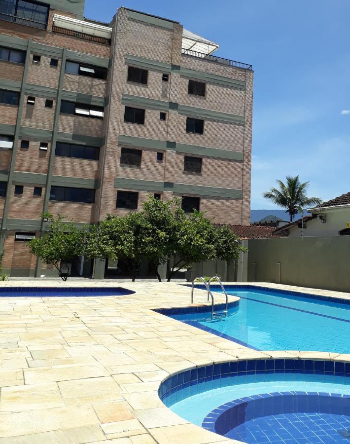 Apartamento Praia Centro Убатуба Екстериор снимка