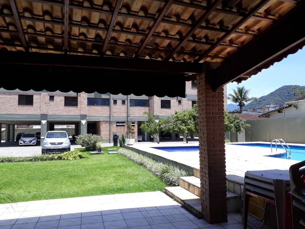 Apartamento Praia Centro Убатуба Екстериор снимка