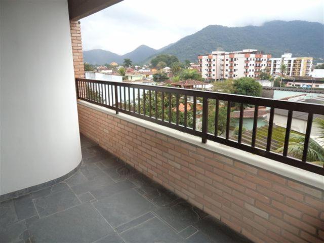 Apartamento Praia Centro Убатуба Екстериор снимка