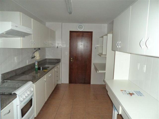 Apartamento Praia Centro Убатуба Екстериор снимка
